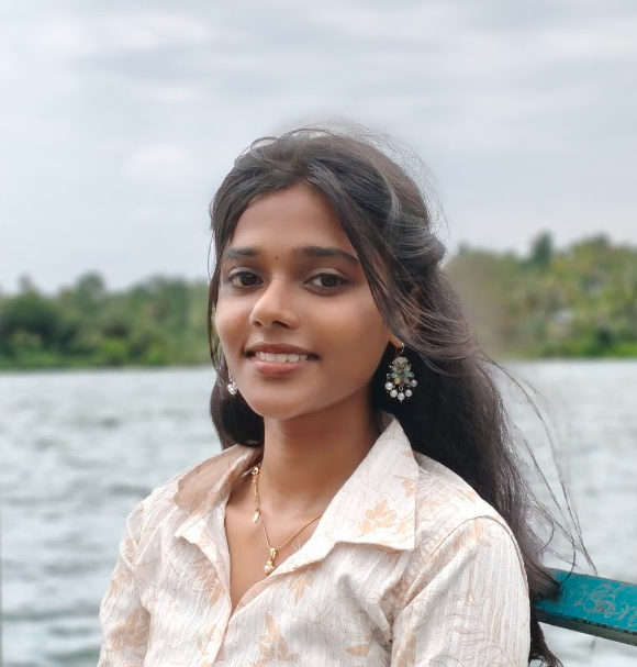 Subi Suresh portrait